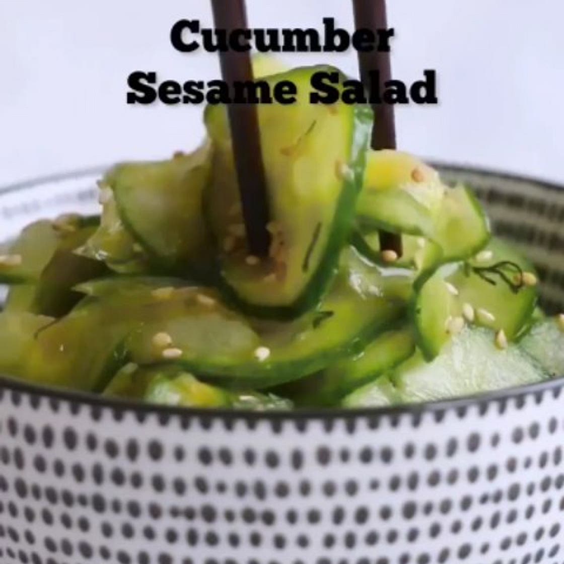 Follow new account 😘 Follow more for daily recipes 😘 Looking for a quick + delicious snack? This CUCUMBER SESAME SALAD 🥒 by may be the answer to your dreams 🥢✨ 1 large cucumber, thinly sliced 1/4 tsp salt 3 Tbsp (45ml) rice vinegar 1 Tbsp (15ml) sesame