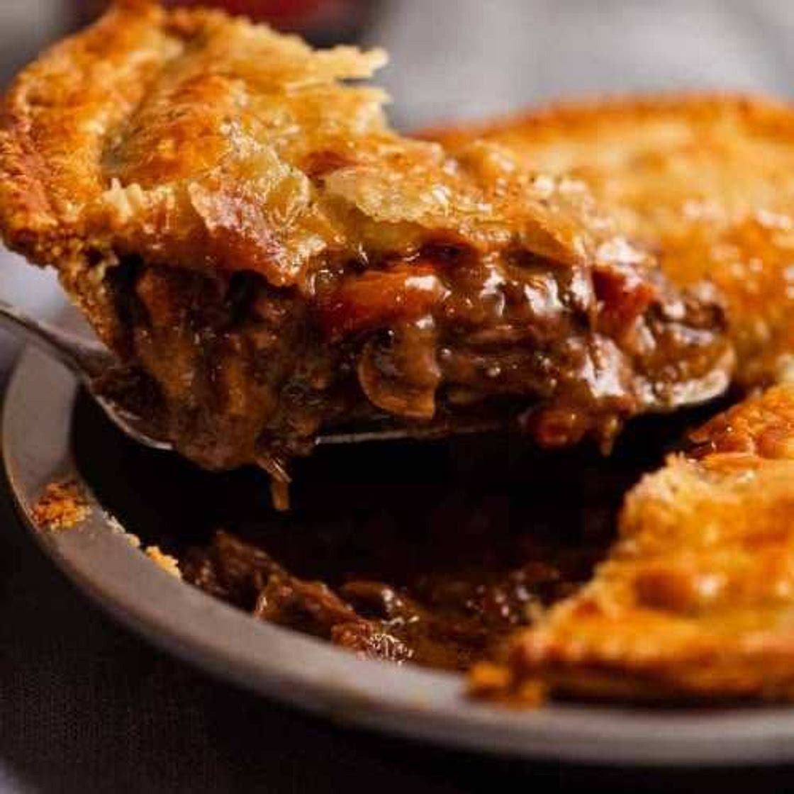 Chunky Beef & Bacon Pie