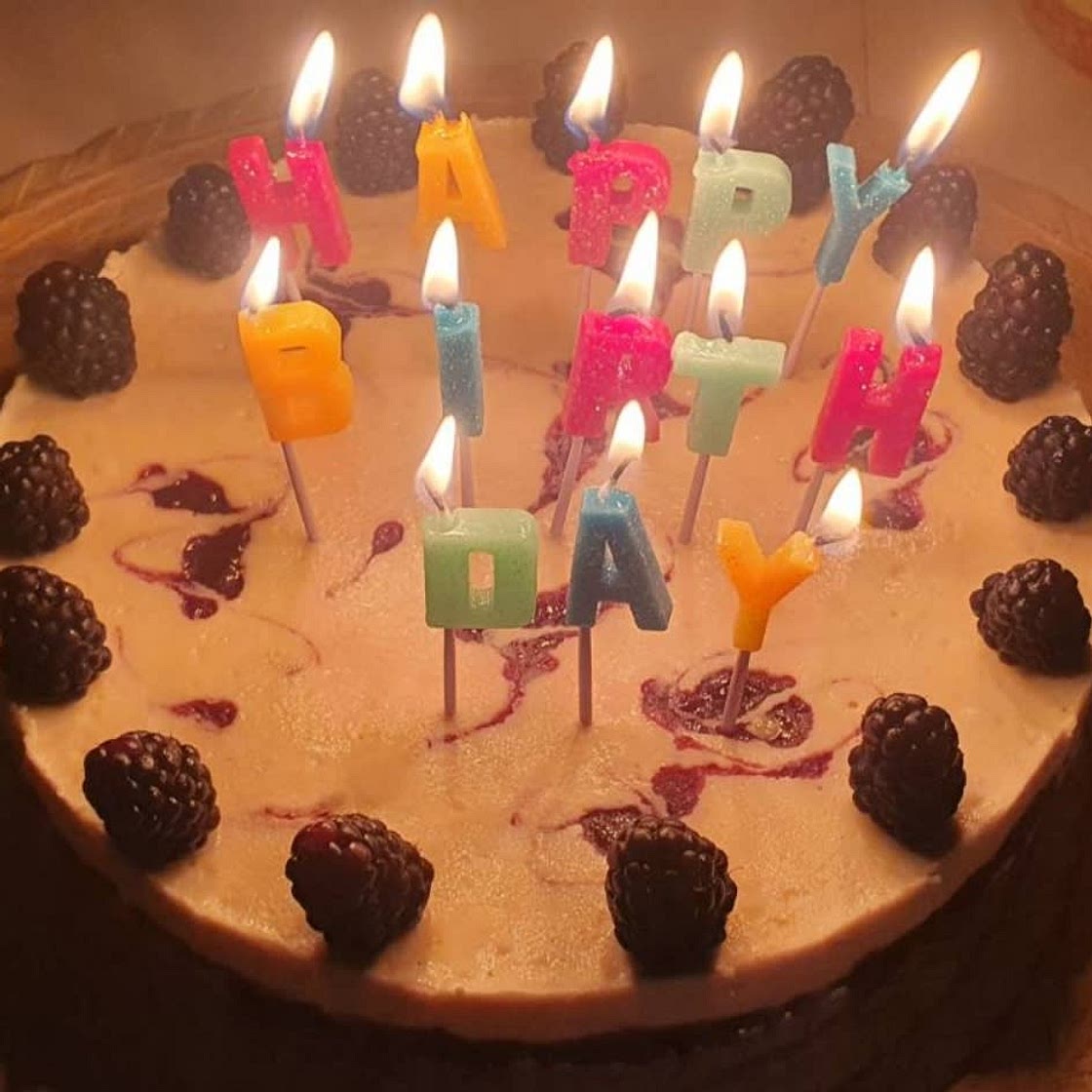 7-Ingredient Vegan Cheesecakes