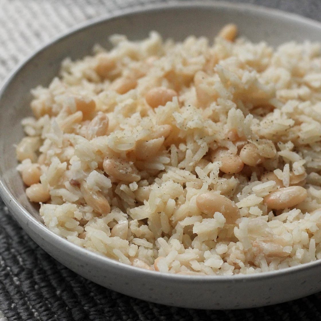Nyekoe (Corn rice and beans)