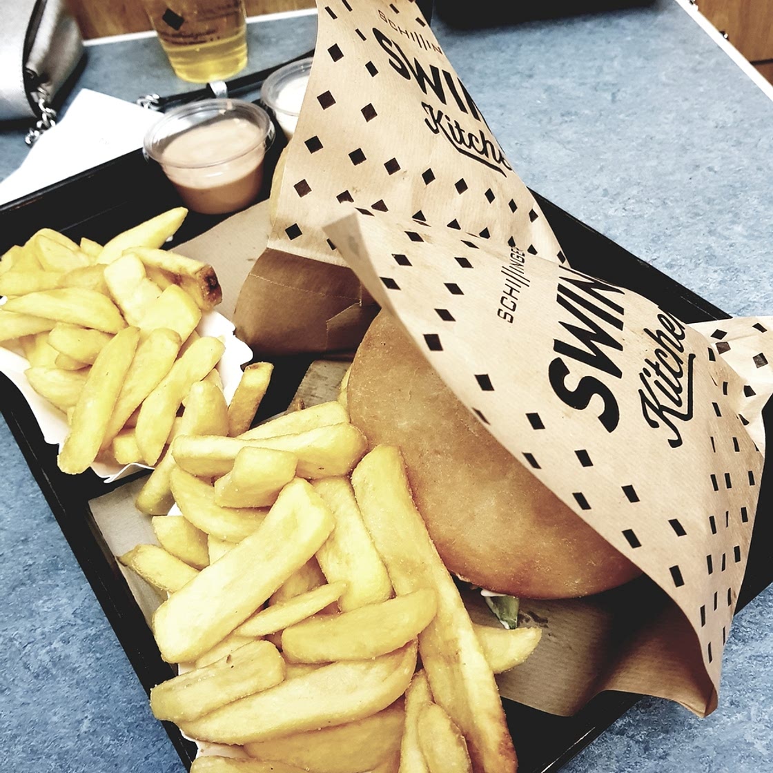 Burger uploaded by VanessaBvic on We Heart It