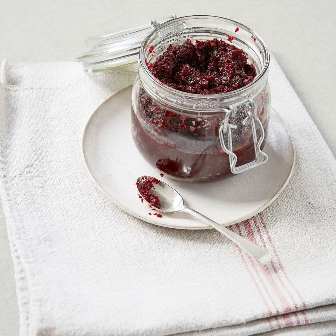 BEETROOT AND CARAWAY JAM