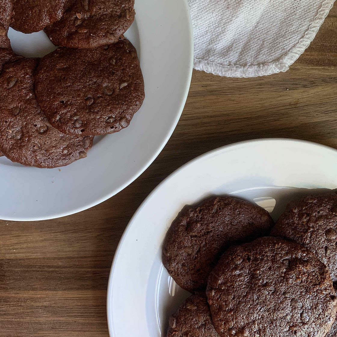  Fudge Brownie Cookies - GONANAS Banana Bread
