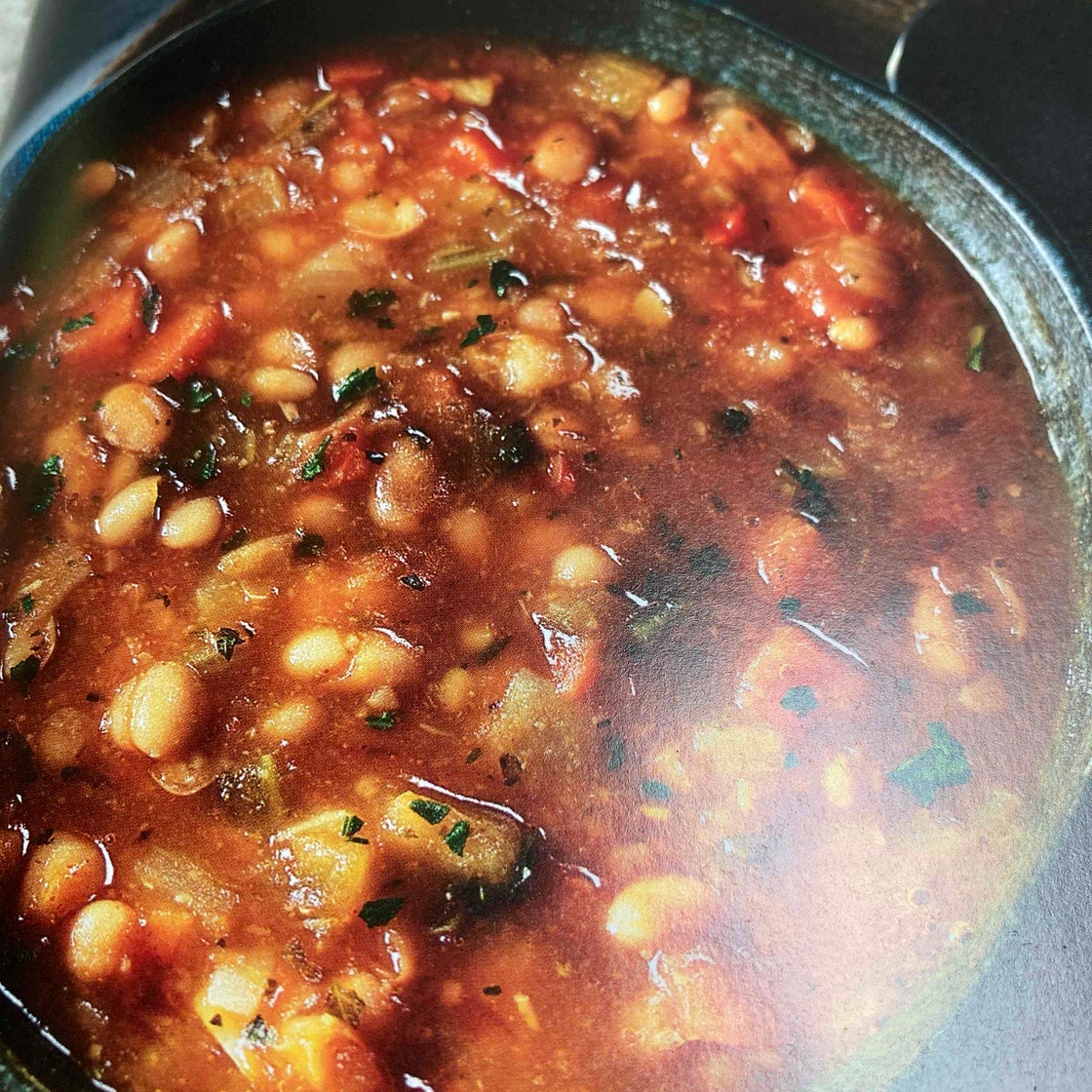 Spicy baked bean soup 202 calories
