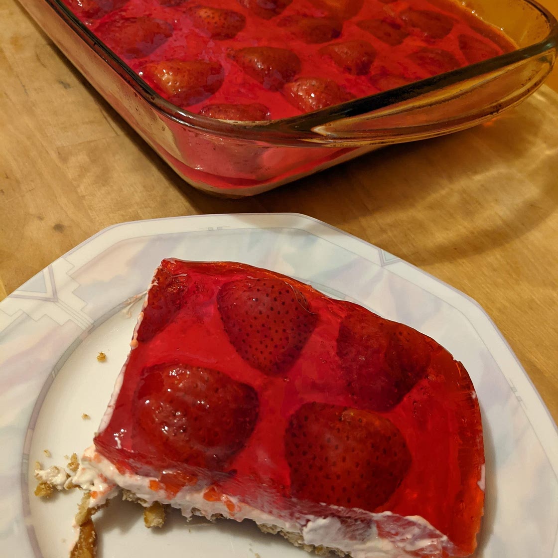 Mrs. Lee's Pretzel Salad