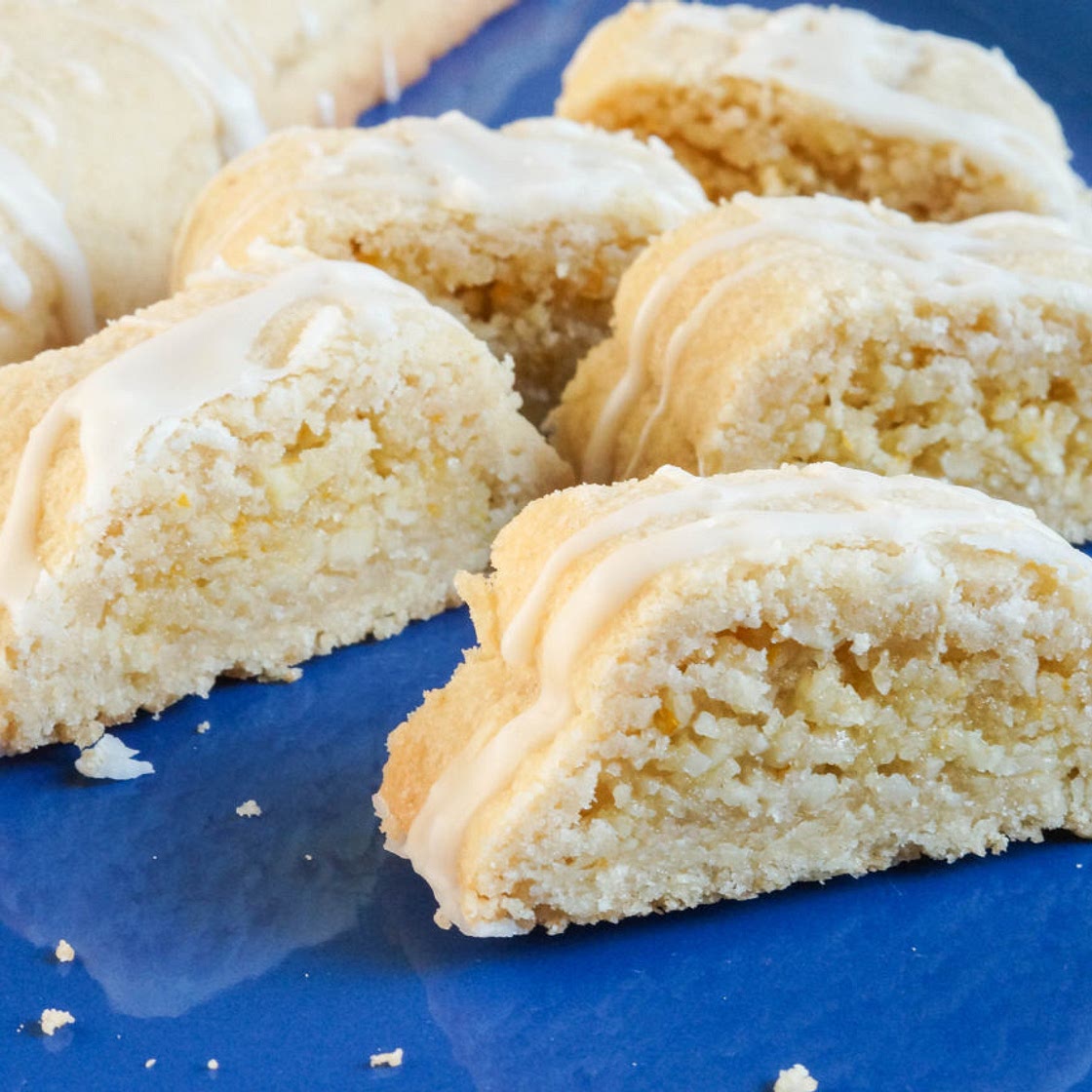 Apelsinsnittar (Swedish Orange Almond Slices)