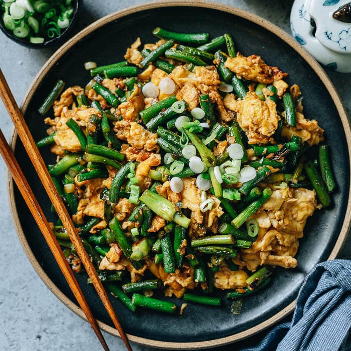 Stir Fried Garlic Scape with Eggs (蒜苔炒鸡蛋)