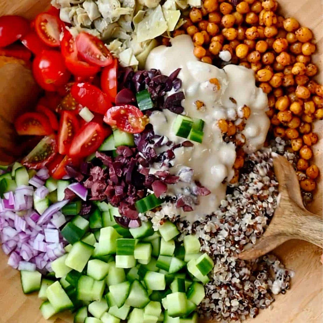 Arugula Chickpea Quinoa Salad Recipe