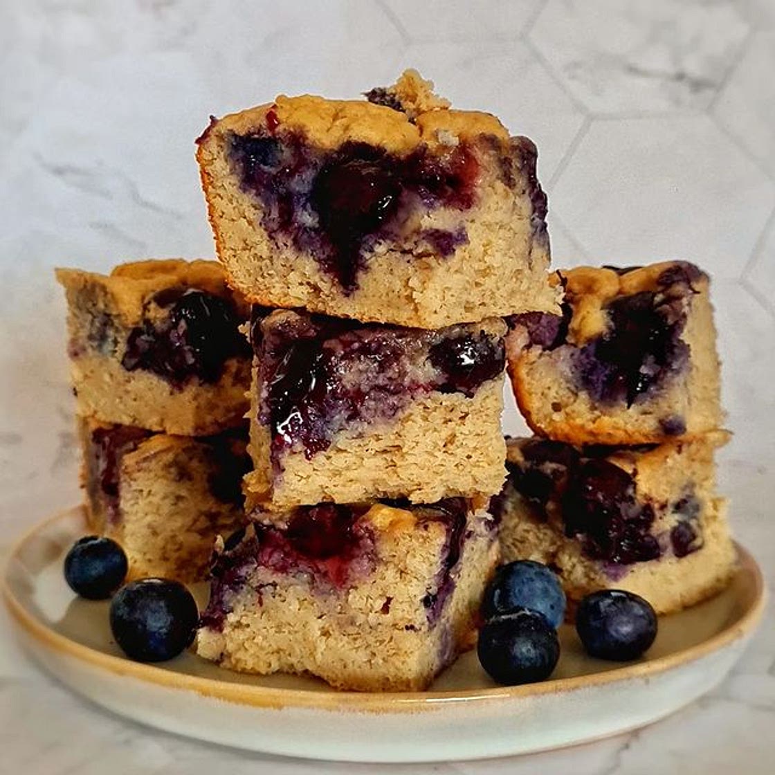 Blauwe bessen cake met verstopte groenten 🫐