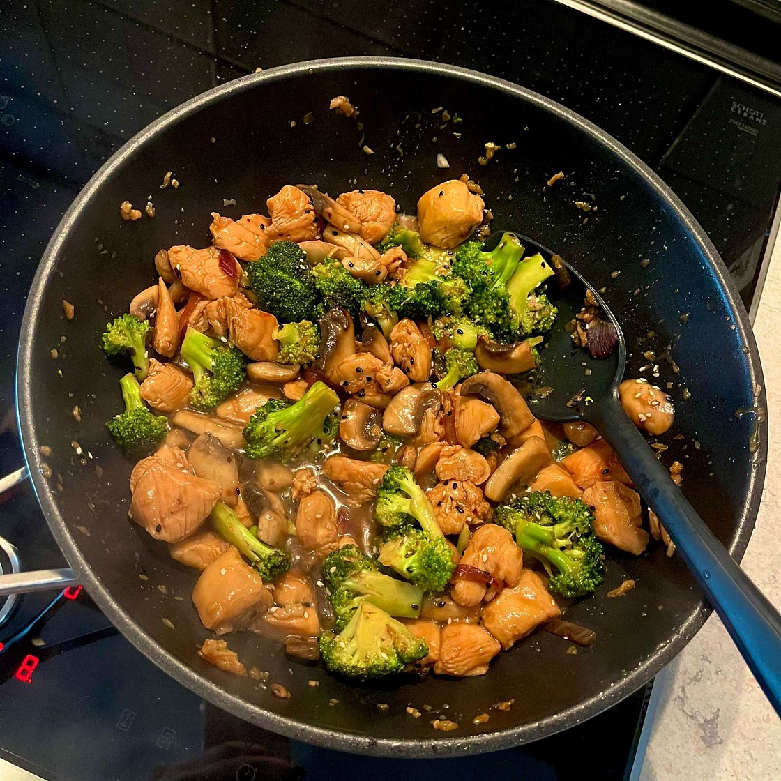 Chicken and Broccoli Stir-Fry (One-Pan and Paleo)