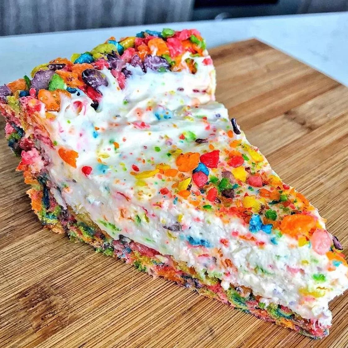 FRUITY PEBBLE CHEESECAKE