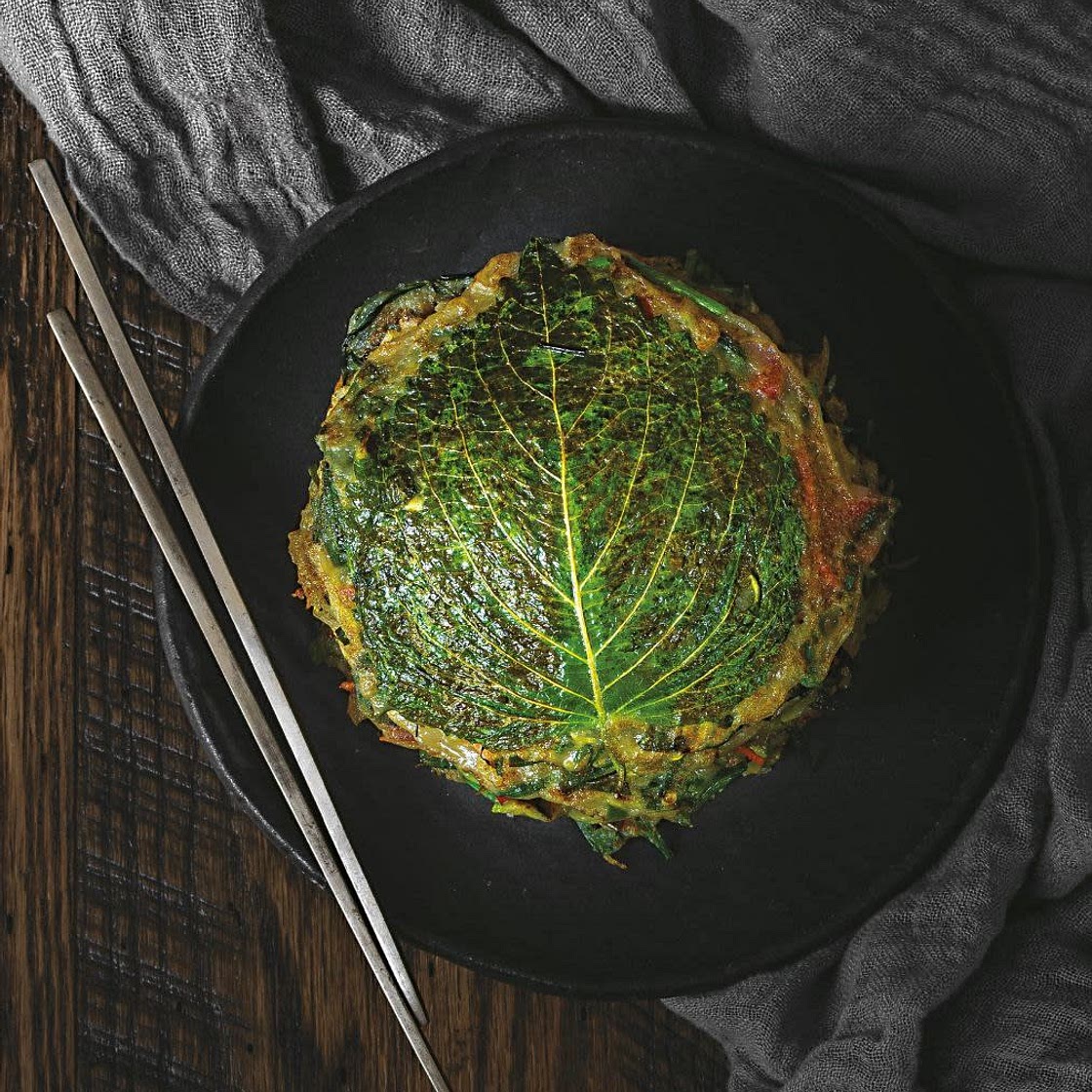 KKENIP BUCHIMGAE  (깻잎 부침개 • Perilla Leaf Pancakes)