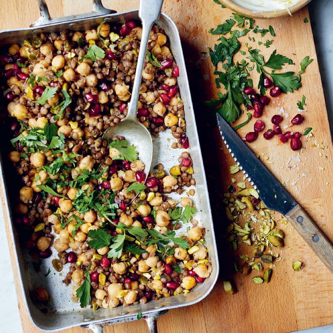 Herby lentils & chickpeas with lemon yogurt