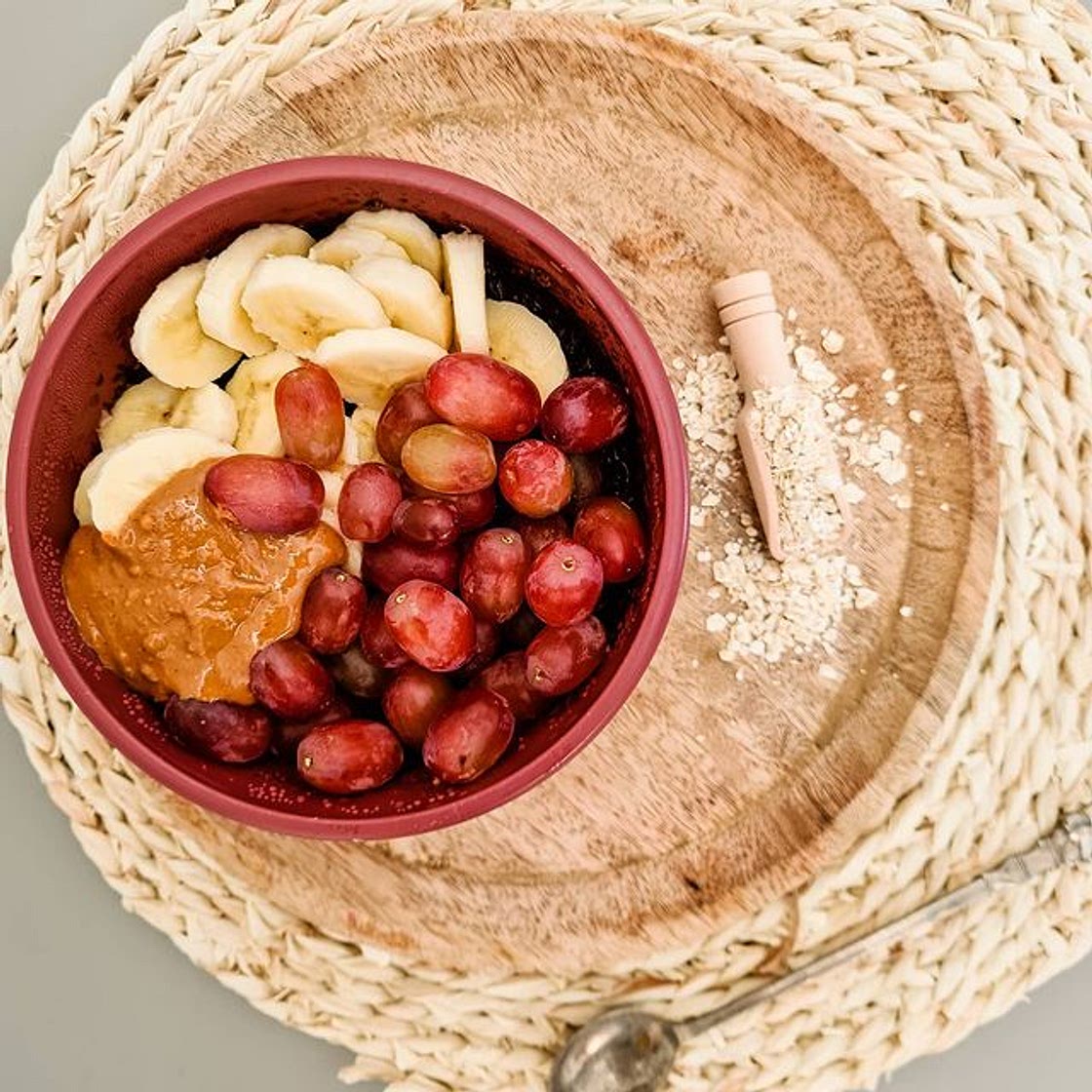 ♡ Koffie havermout ♡ Geen fancy foto, maar wel eentje van mijn favoriete ontbijtje ❤ (Al eet ik dit ook weleens als tussendoortje of als lunch). Meteen na het opstaan zet ik eigenlijk altijd mijn koffiezetapparaat aan en maak daarna meteen dit ontbijtje. H