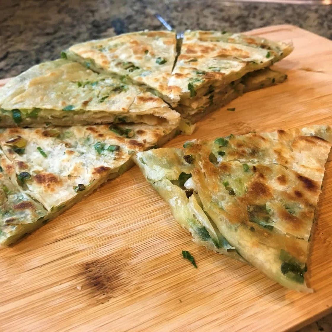 Chinese Scallion Pancake | 葱油饼