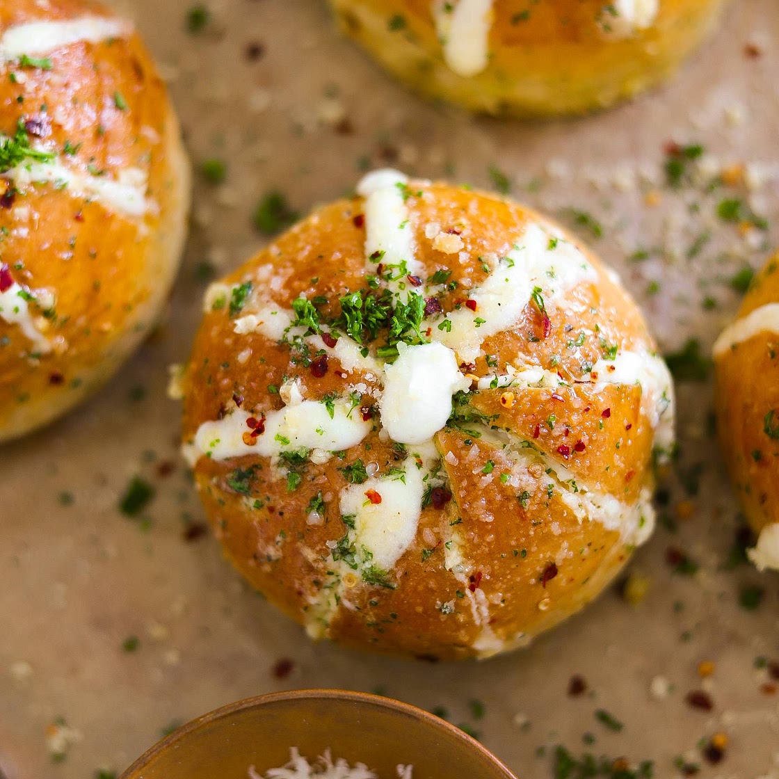 Korean Garlic Cheese Bread