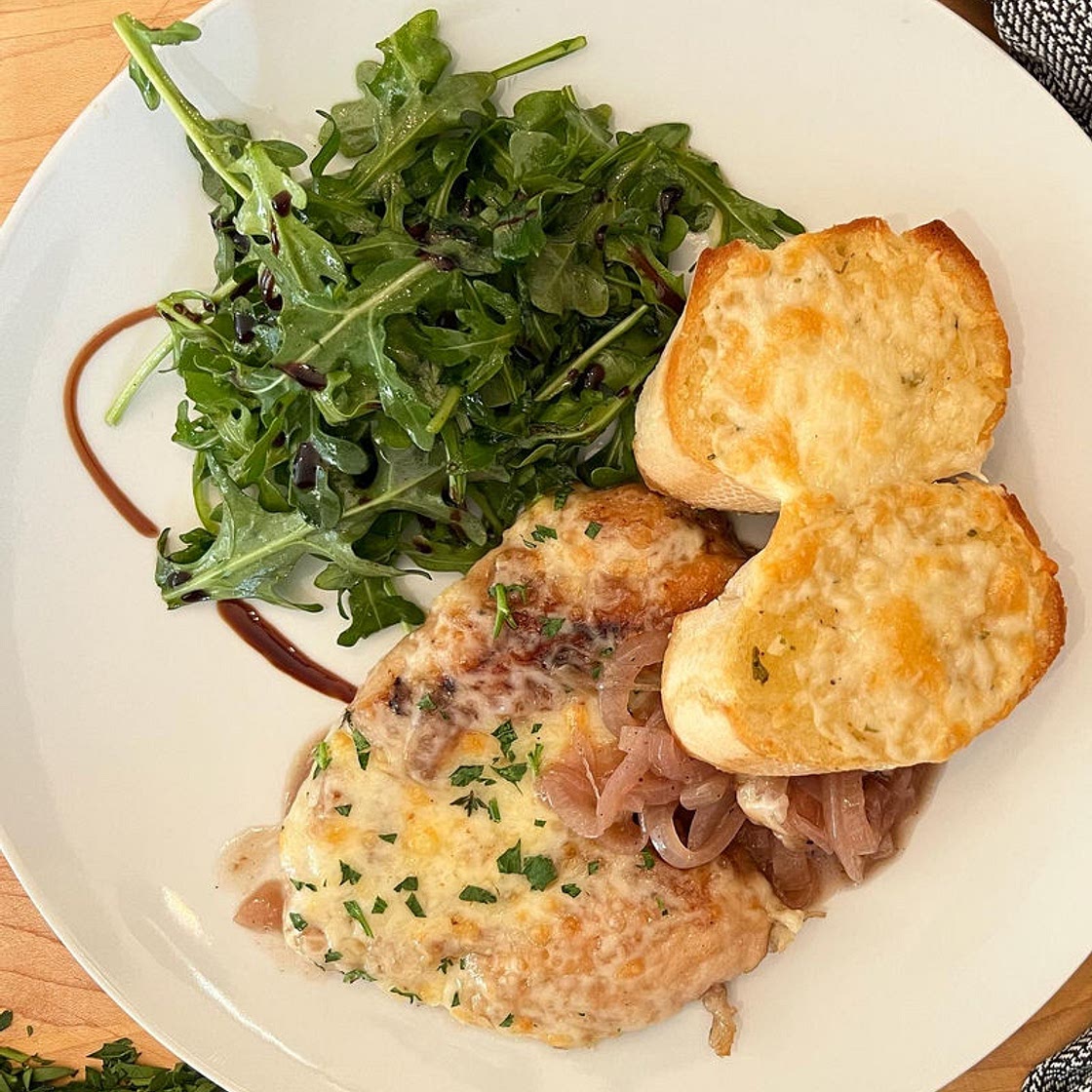 Escalopes de poulet gratinée style soupe à l’oignon