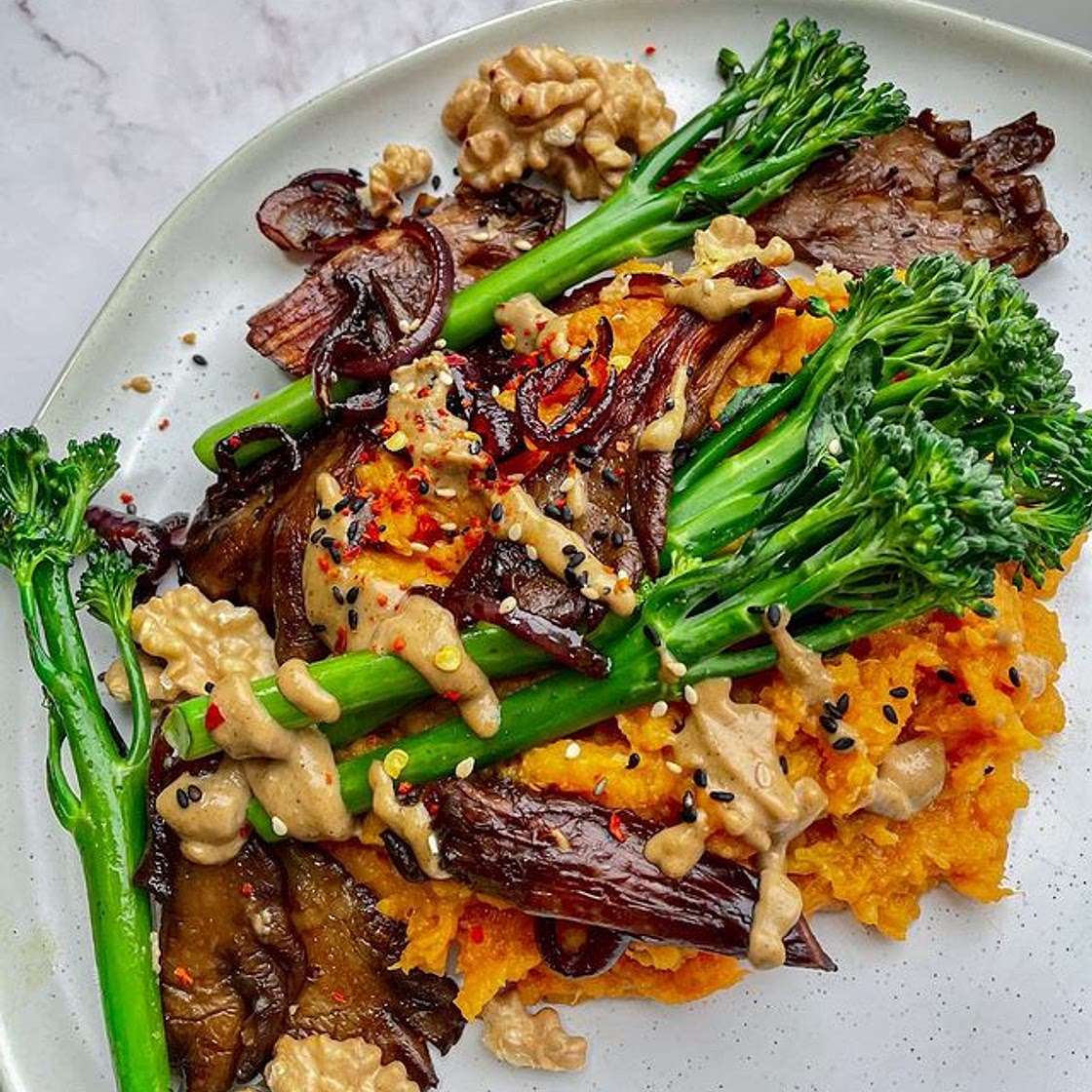MISO ZOETE AARDAPPEL MET BIMI &amp; GEBAKKEN OESTERZWAM