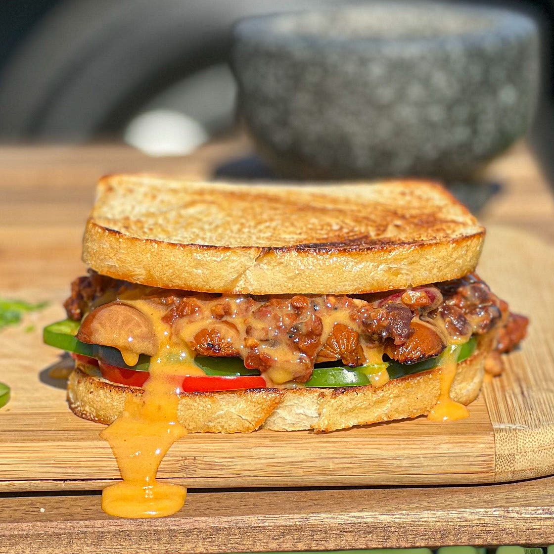 Walnut Chili Cheese Dog Sandwich #CampingCookingIdeas 