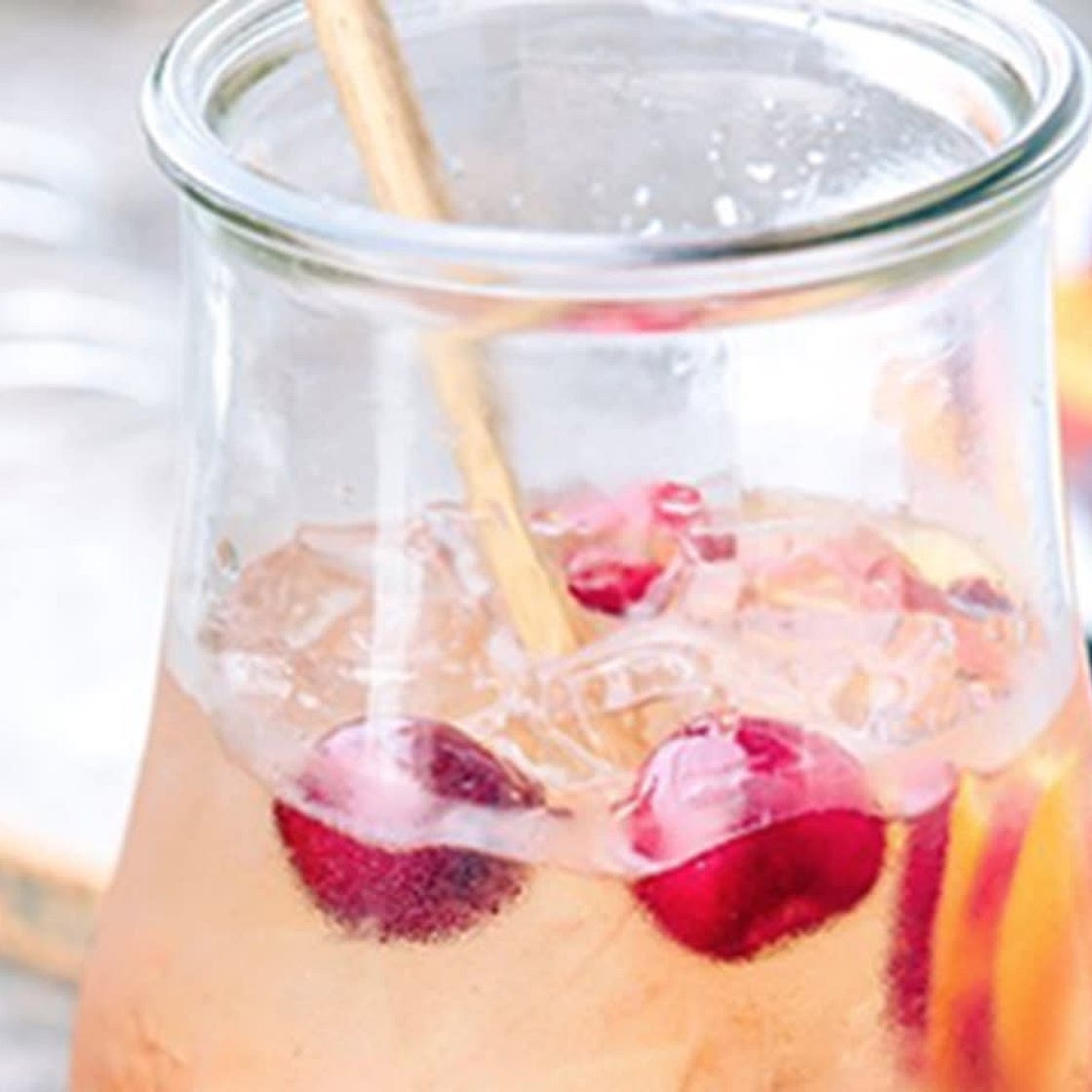 Sweet tea sangria