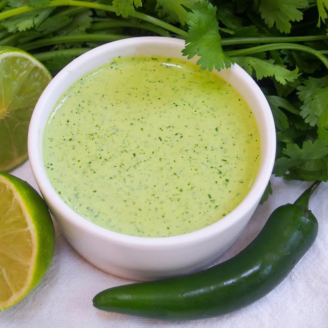 Aji Verde (Green Chili Sauce)