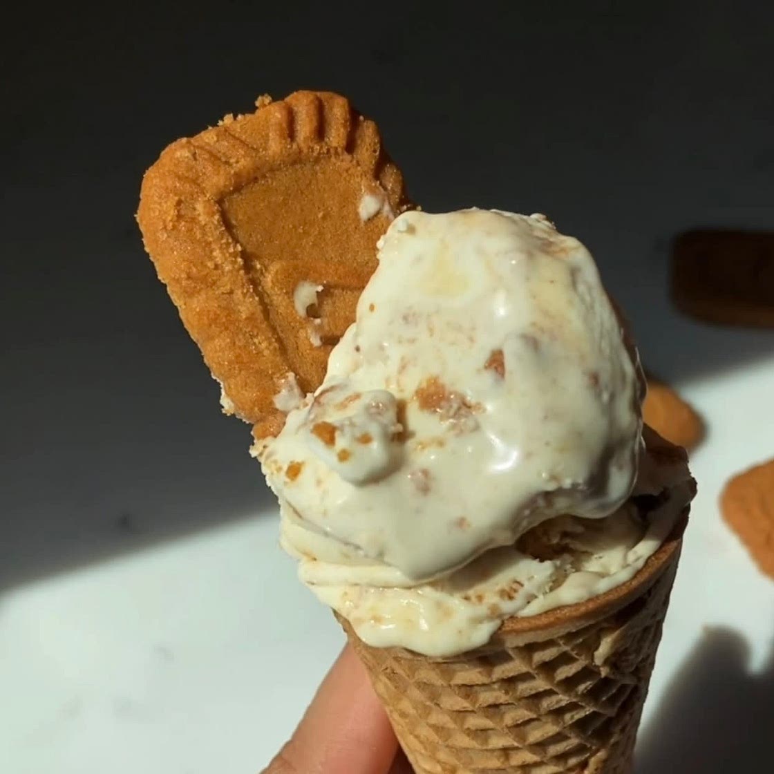 Biscoff Ice Cream (3-ingredients & no machine)