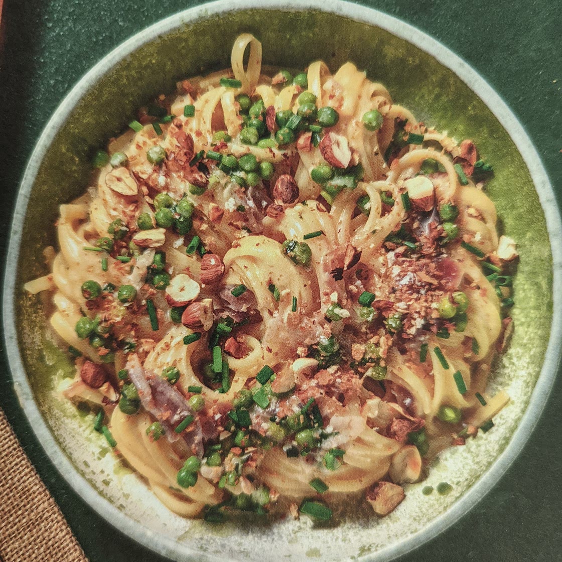 Creamy Pea and Onion Linguine