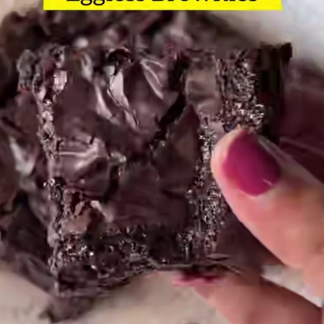 Eggless Fudgy Brownies