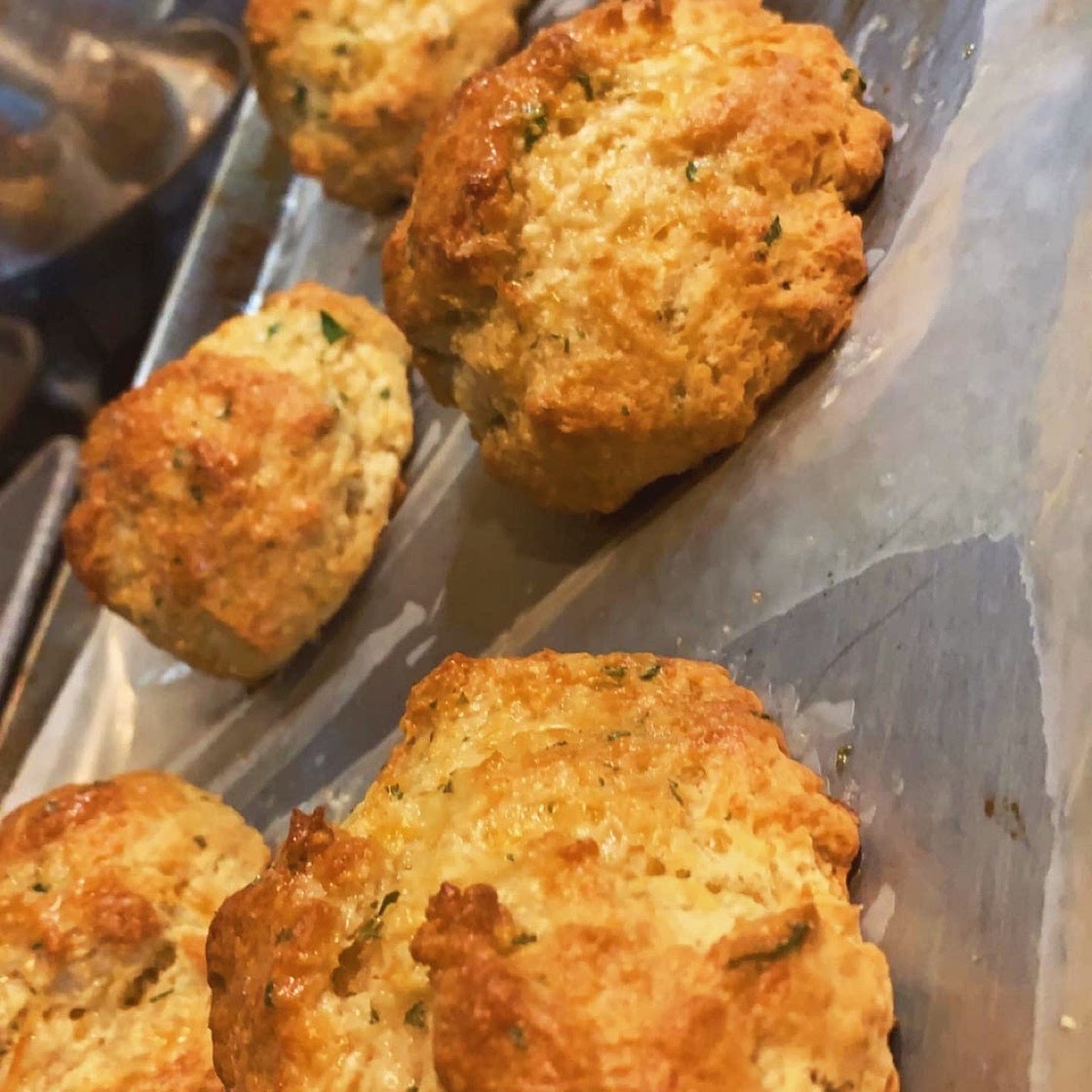 Copy Cat Red Lobster Cheddar Bay Biscuits 