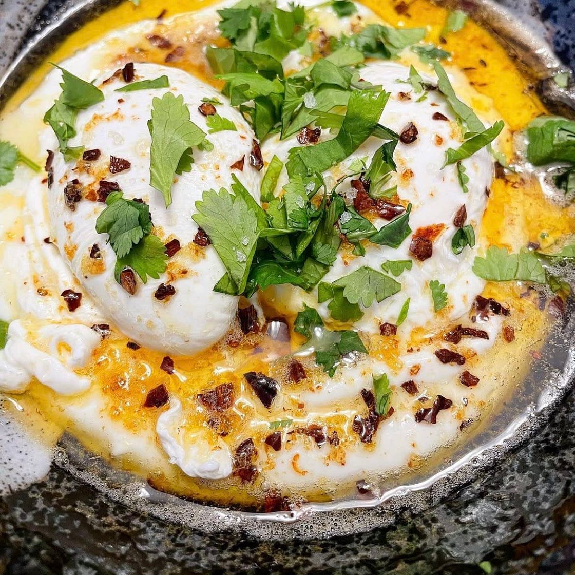 Cilbir (Turkish Eggs)