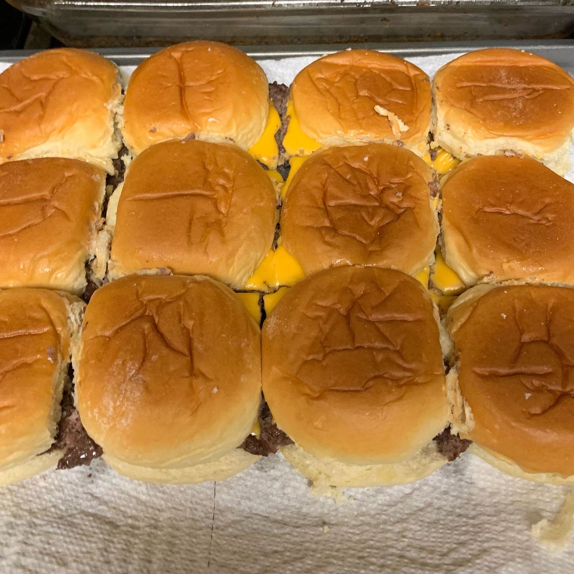 Sheet Pan Cheeseburger Sliders