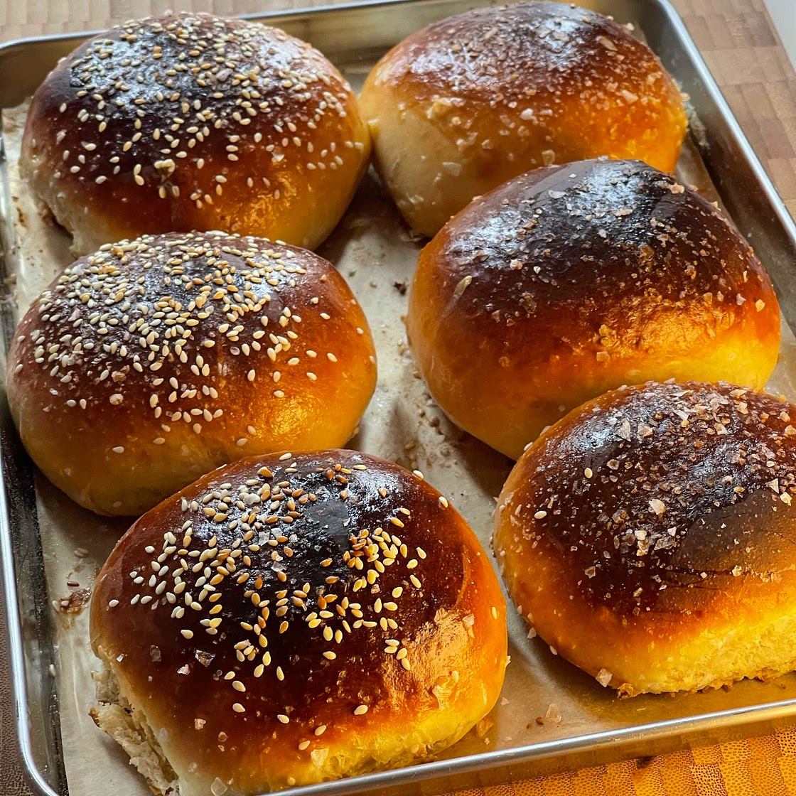 Brioche Burger Rolls 