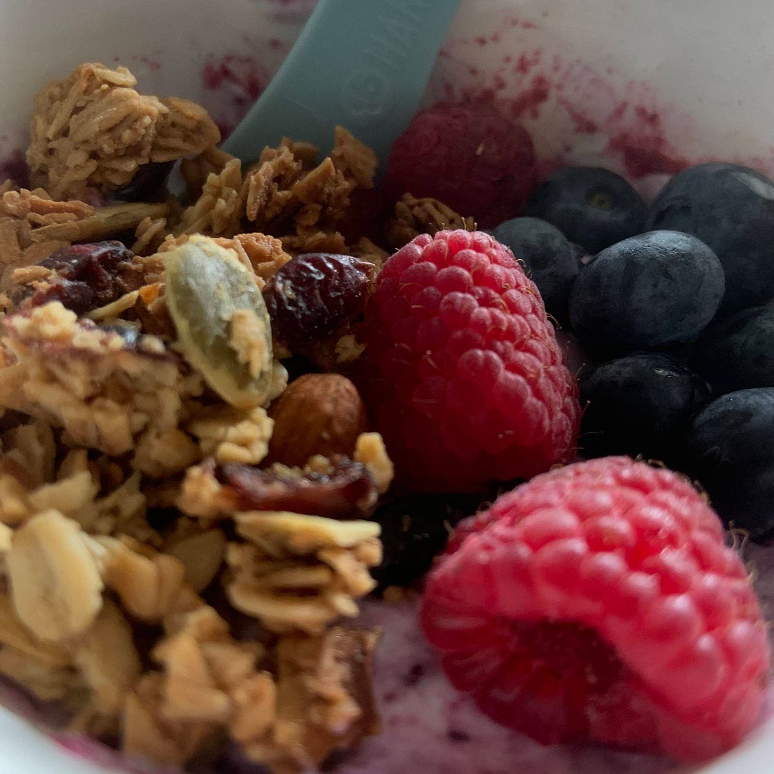 Yogurt parfait - high protein 