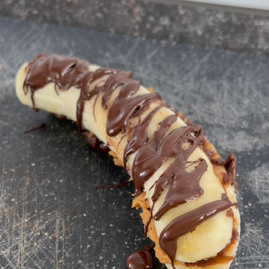 Snickers style banan sandwich
