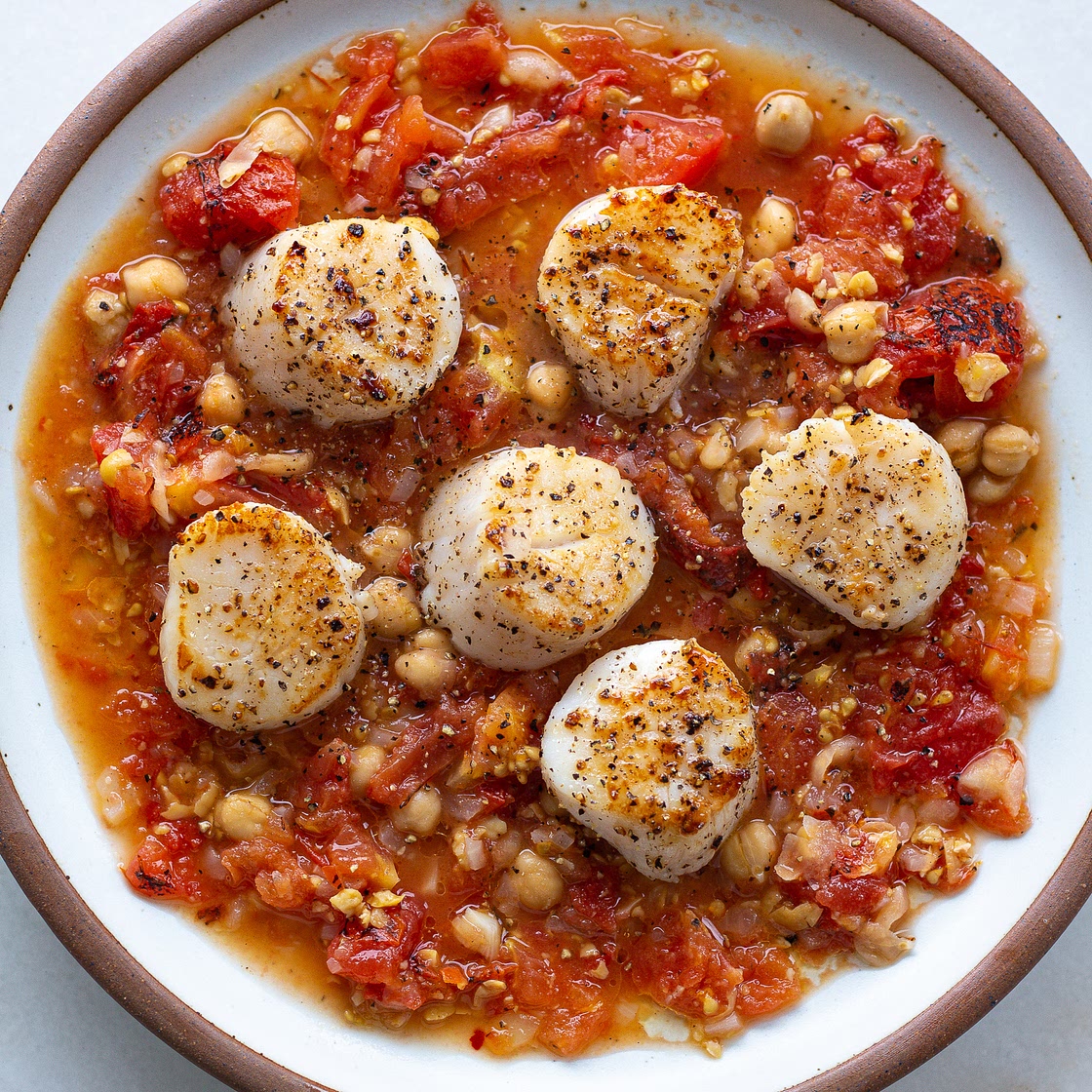 Scallops on Roasted Tomato Chickpeas