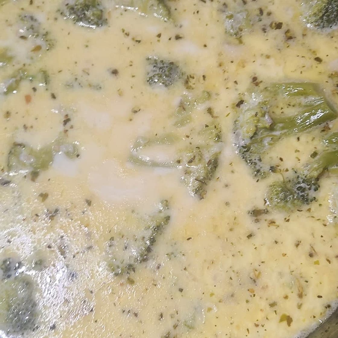 Keto Chicken Alfredo Soup