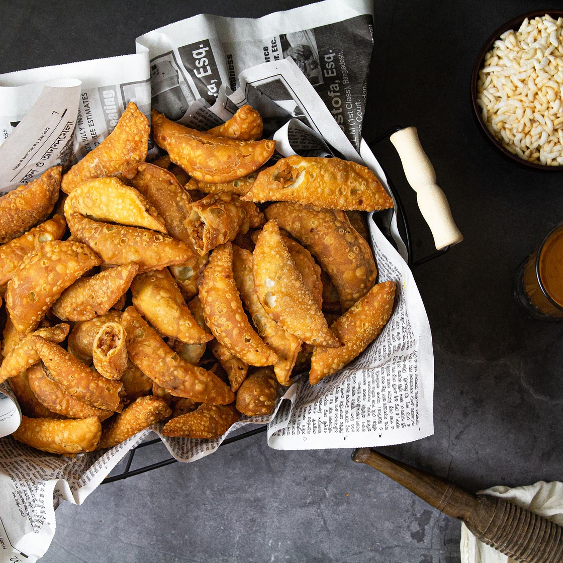 Jhuni Pitha (Crispy Coconut fritters )