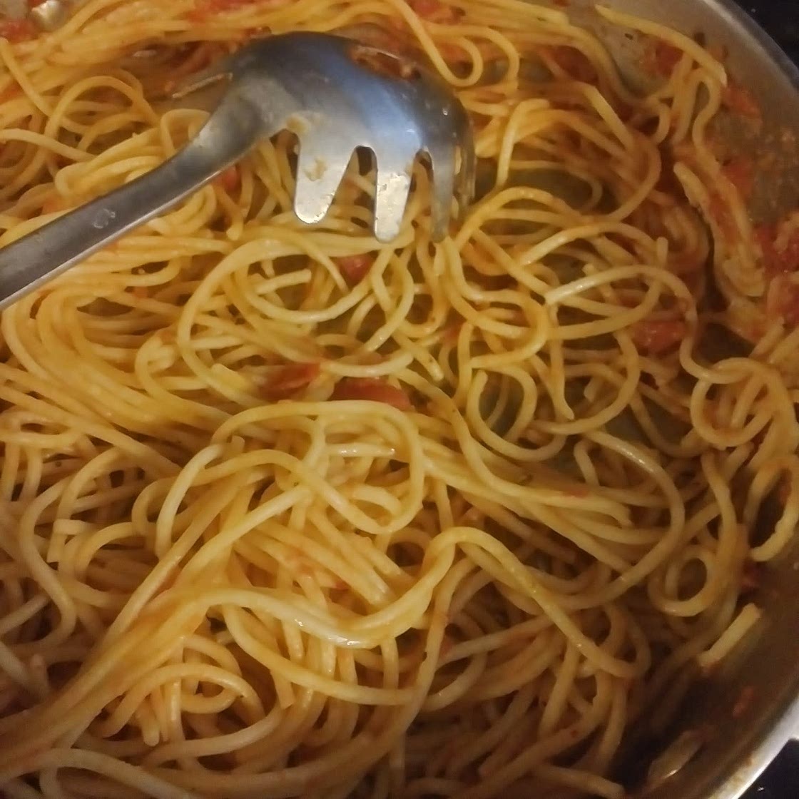 15 Minute Tomato Paste Pasta Sauce