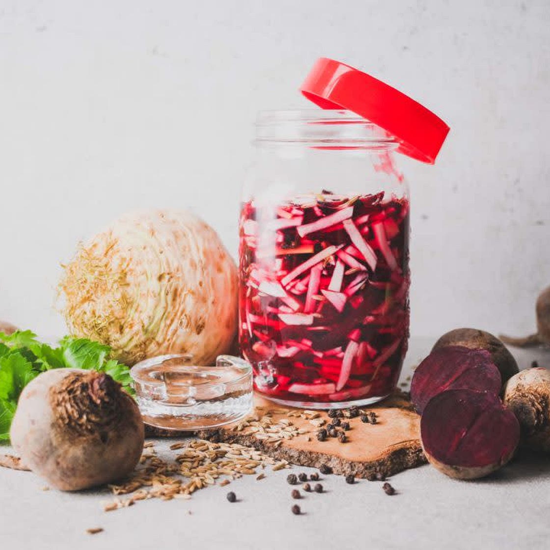 Knollensellerie und Rote Bete