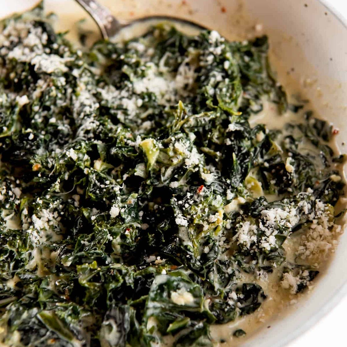 Coconut creamed kale 
