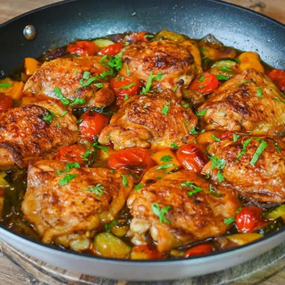 Braised chicken thighs