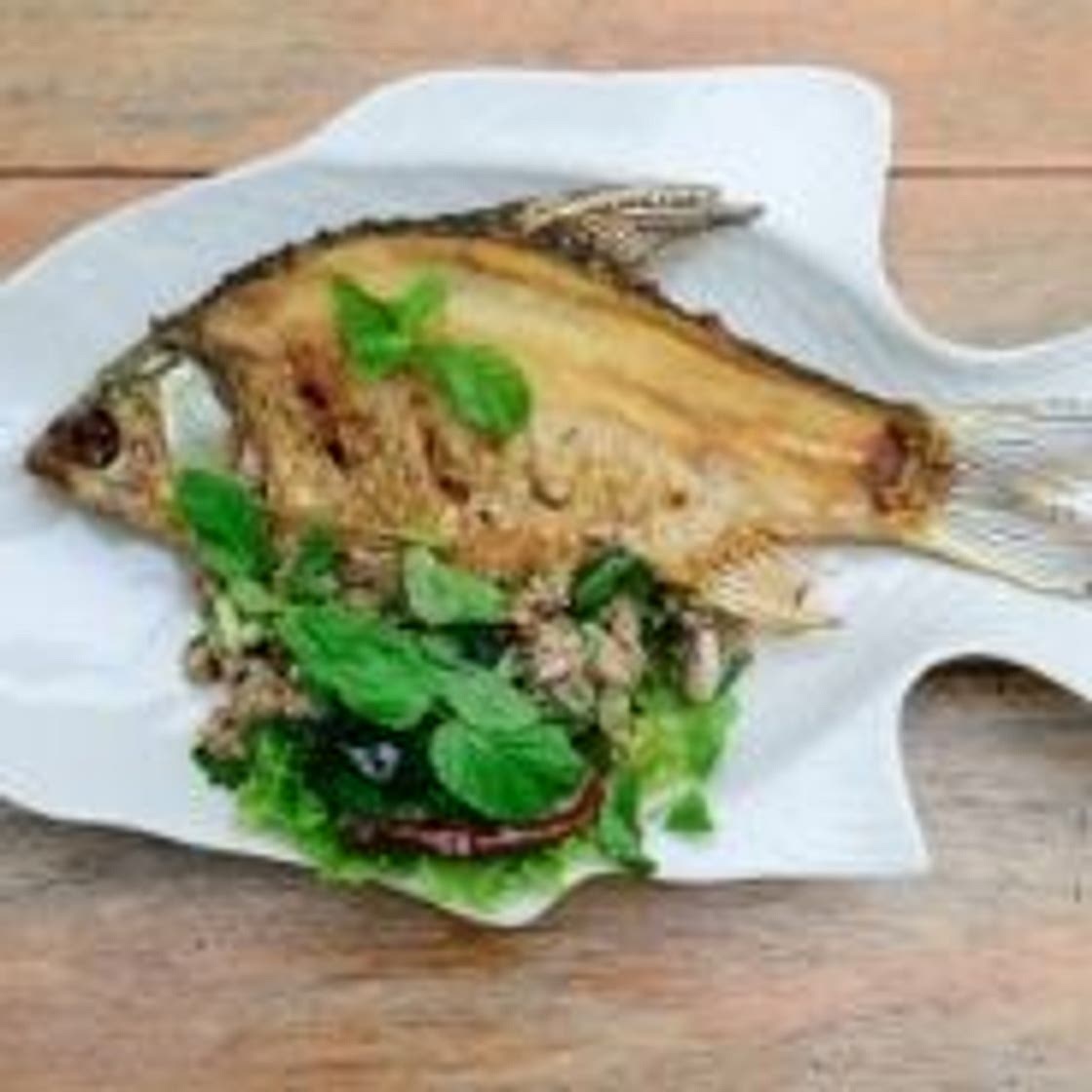 THAI-STYLE FRIED FISH