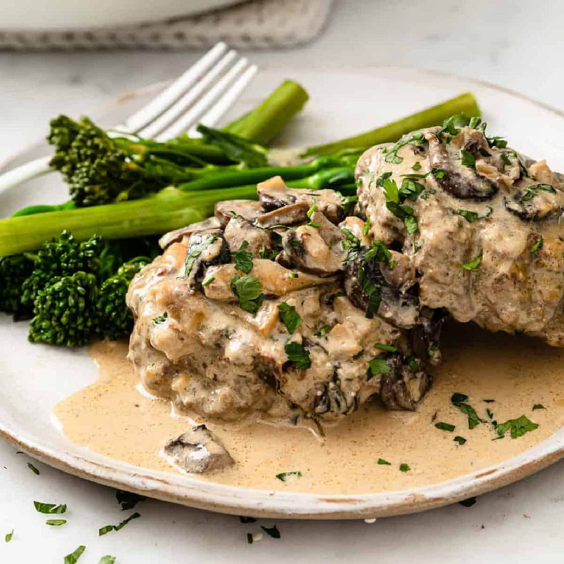 Beef Stroganoff Burgers – Low Carb