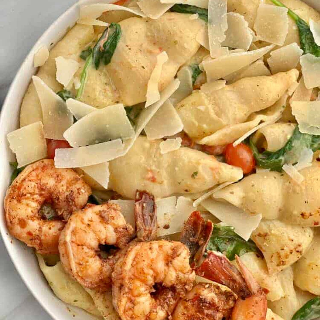One Pot Pesto Pasta (with oven baked shrimp)