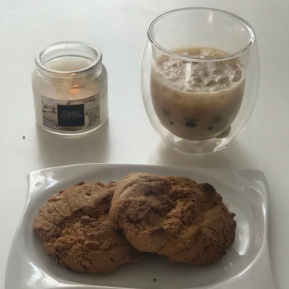 chocolate-chip cookies.