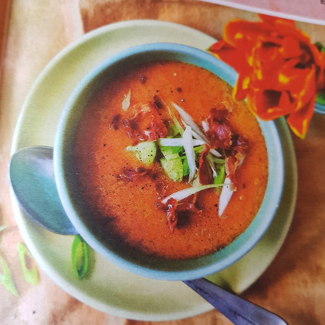 Gaspacho de melon au croustillant de prosciutto