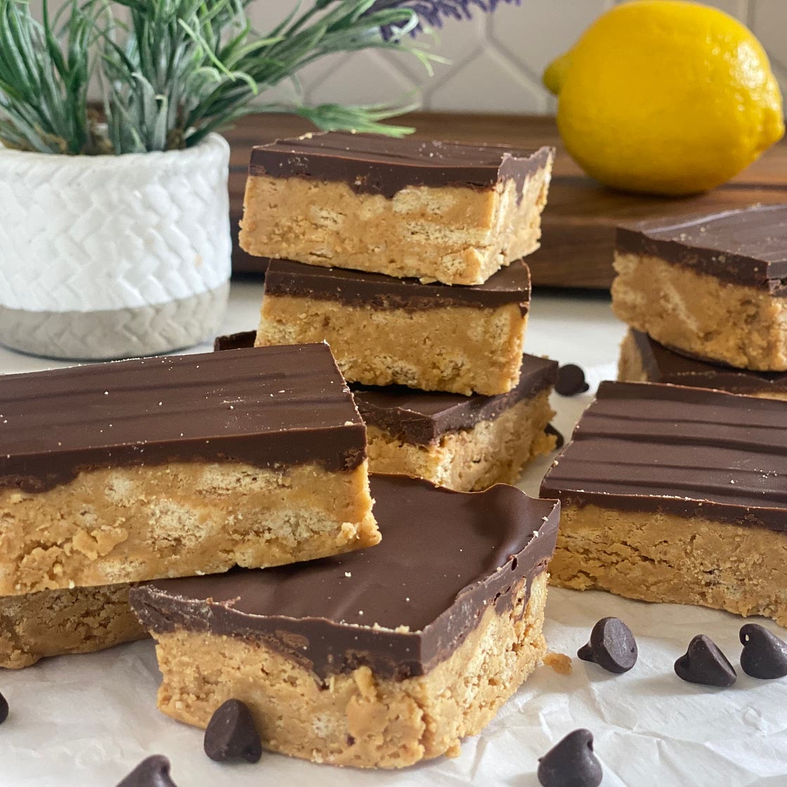 No-Bake Reese's Peanut Butter Bars