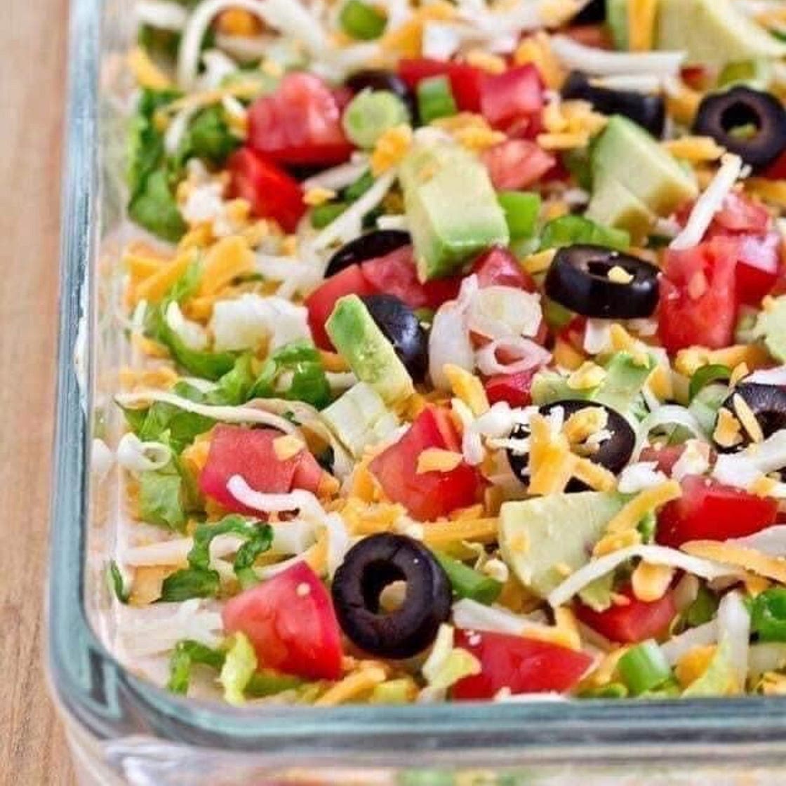 Healthy 7-Layer Taco Dip! 😊