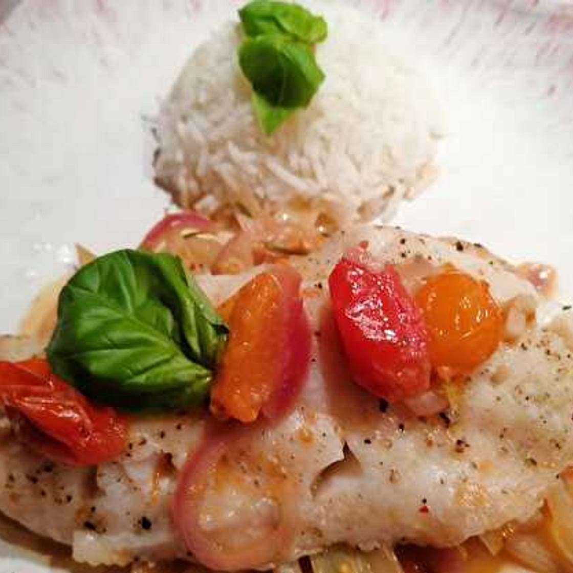Dorade sur son lit de tomate et haricot