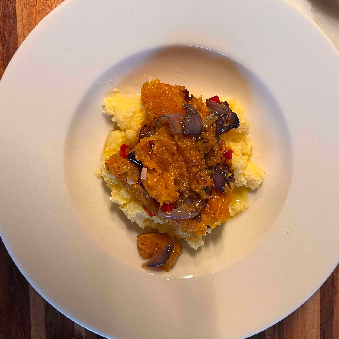 Spicy squash with creamy polenta